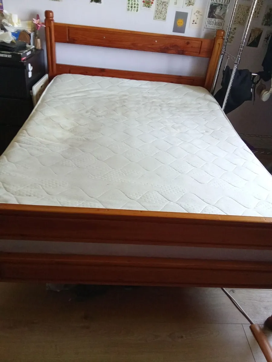 Pine bed - Image 2