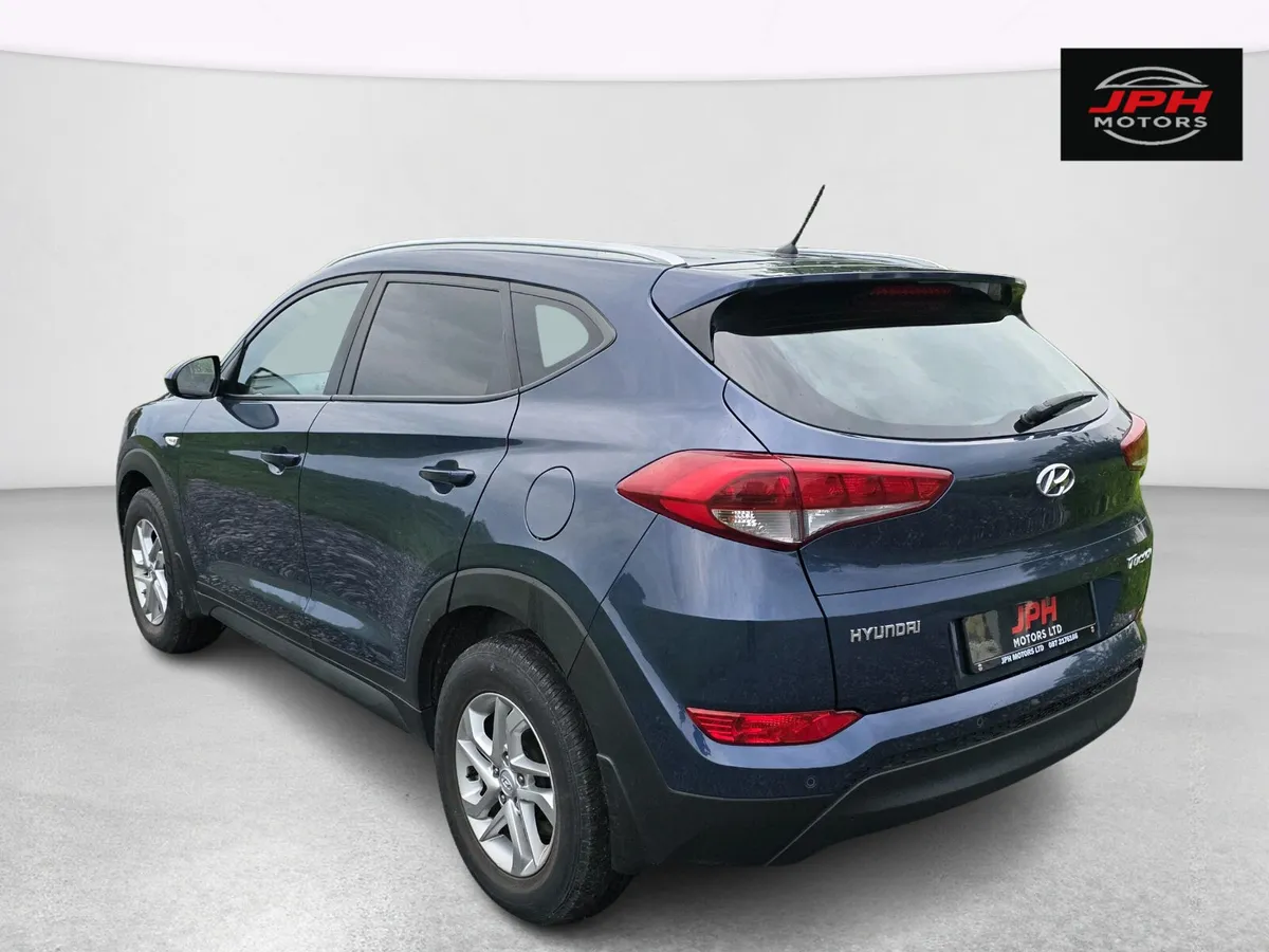 Hyundai Tucson Commercial - Image 4
