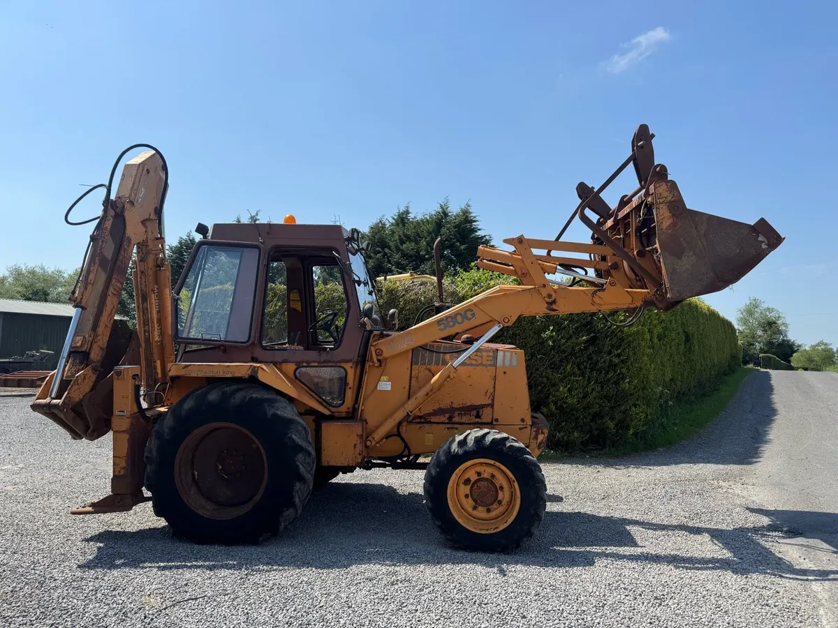Case 580g digger - Image 2