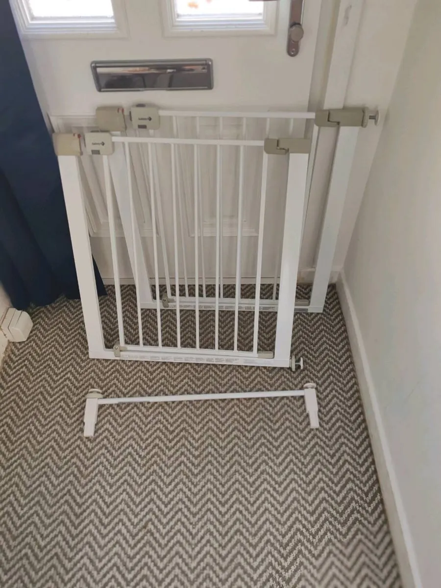 Safety 1st gates - Image 1
