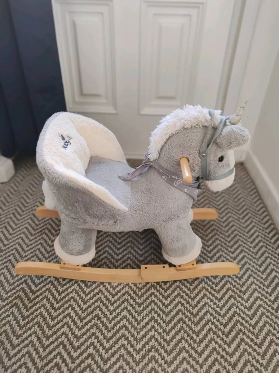 Rocking chair horse - Image 1