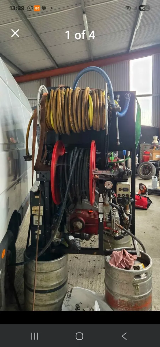 Drain cleaning machine - Image 1