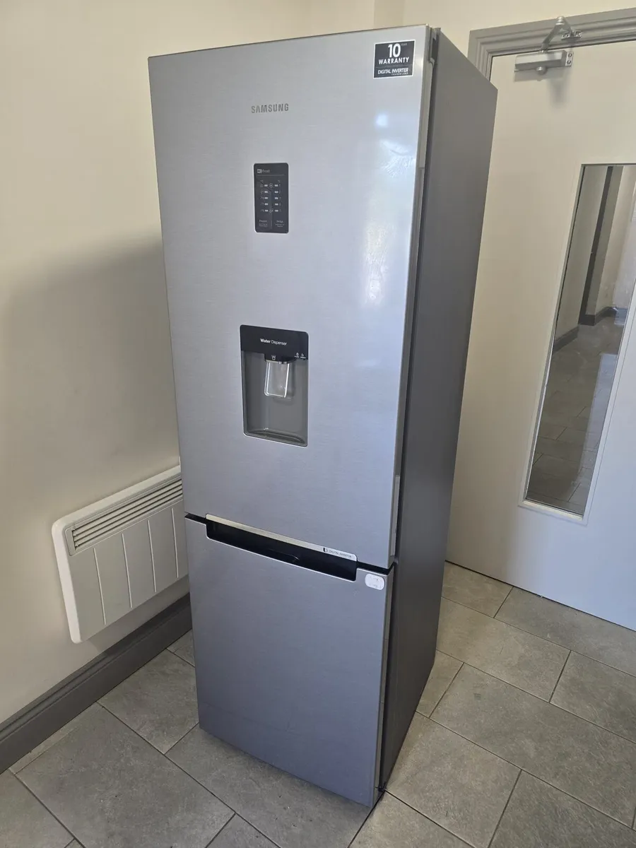 Samsung Fridge Freezer - Image 2