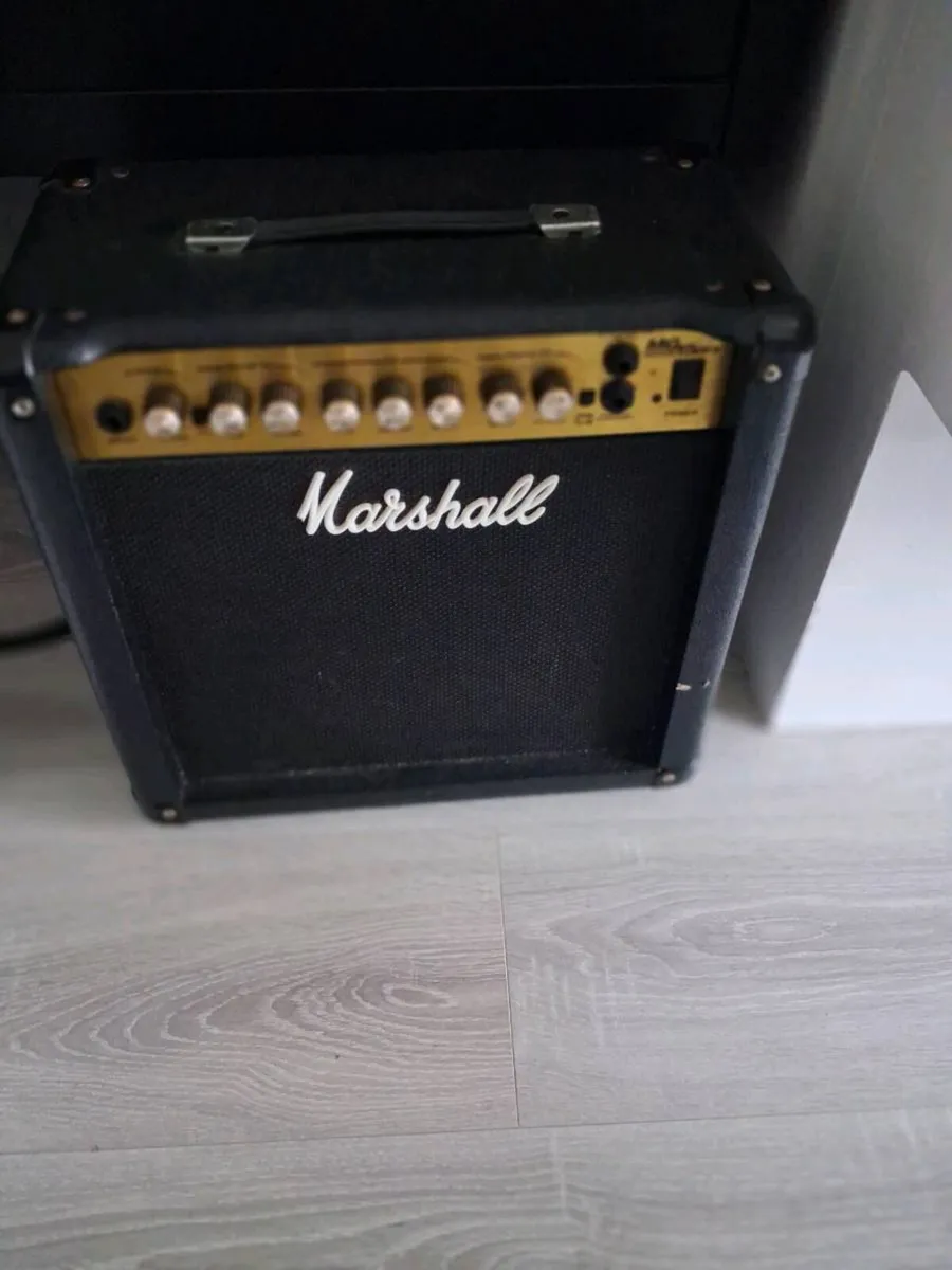 Marshall MG15DFX Guitar Amplifier - Great Conditi - Image 3