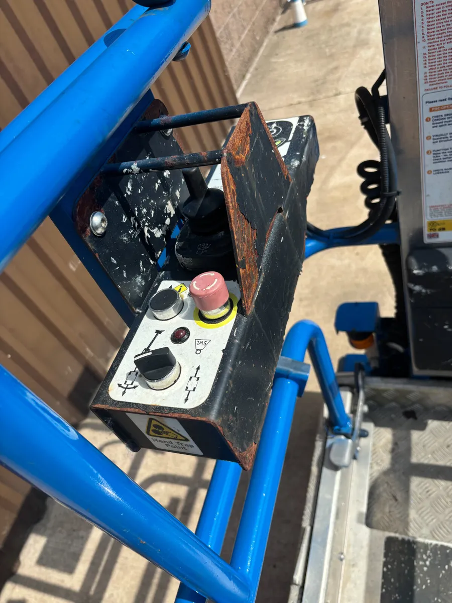 Power Tower Nano SP Man Lift New Batteries - Image 3