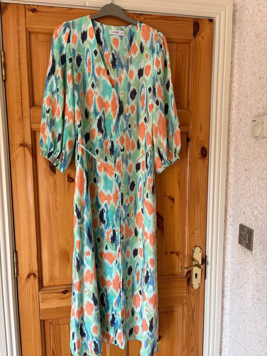 Gallery dress - Image 3