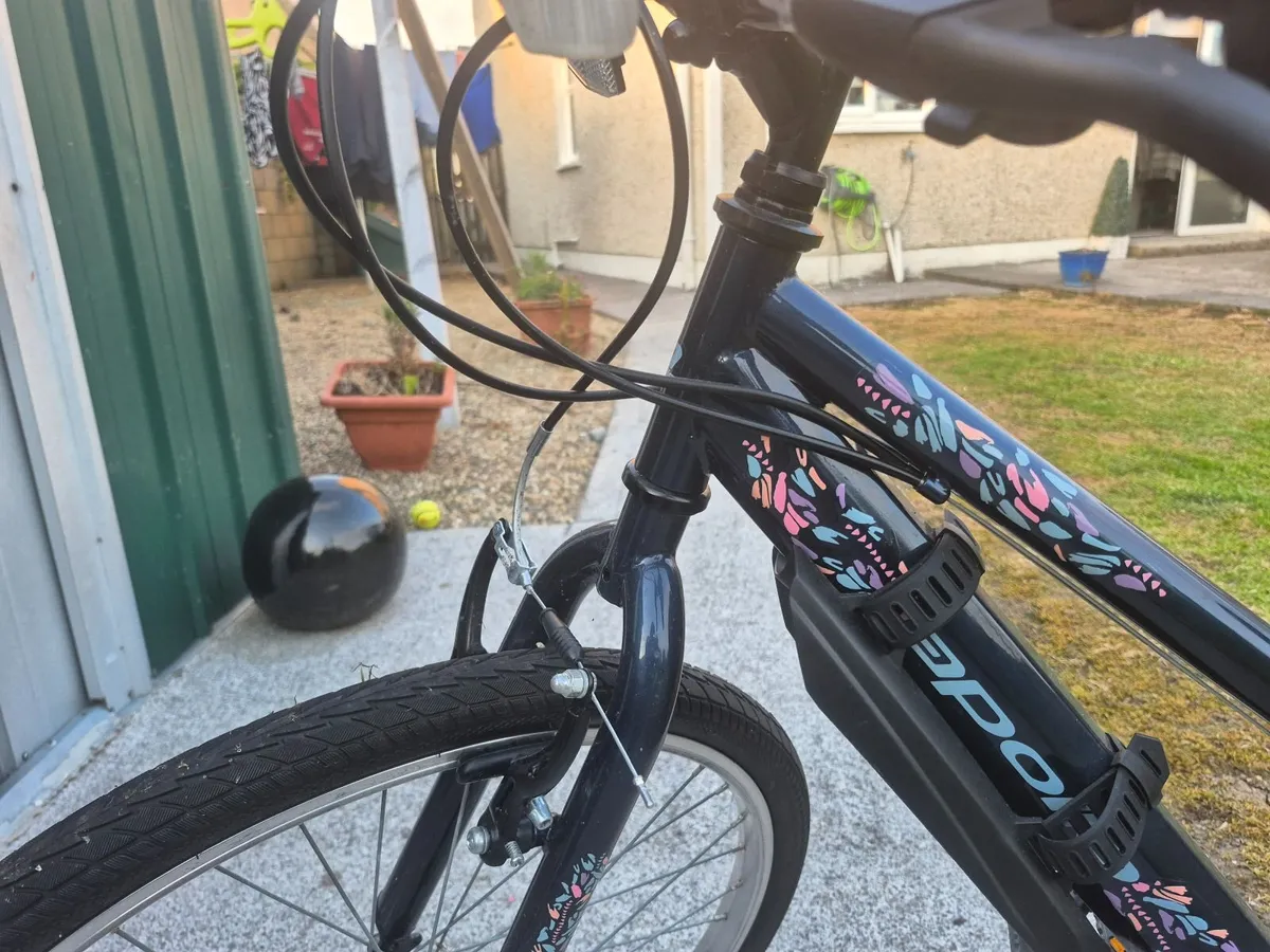 Apollo Kinx Junior Hybrid Bike - 24" Wheel - Image 2