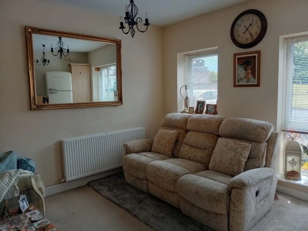 Sofa - Image 2