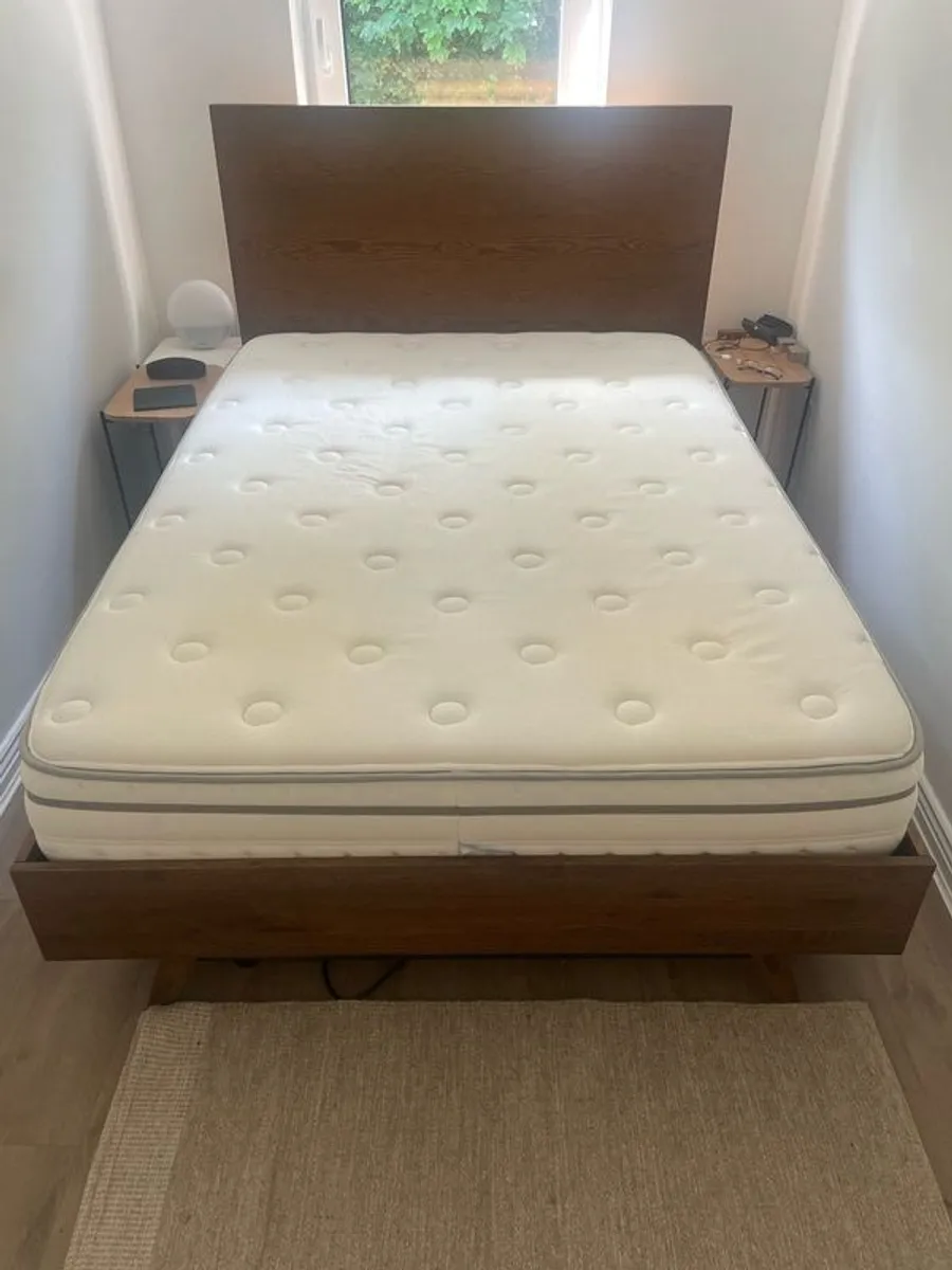 Double bed with mattress - Image 1