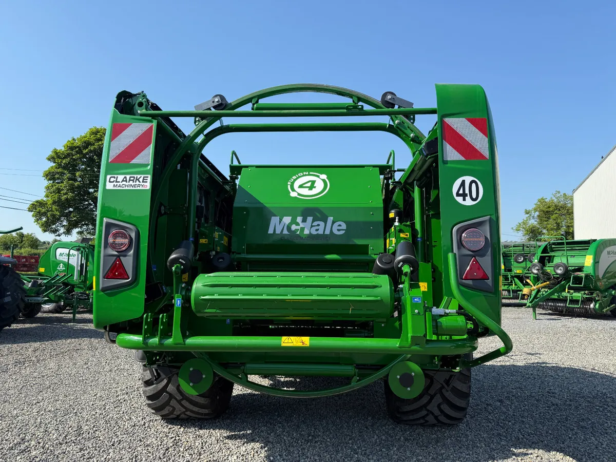 MCHALE FUSION 4 - 4000 BALES - Image 4