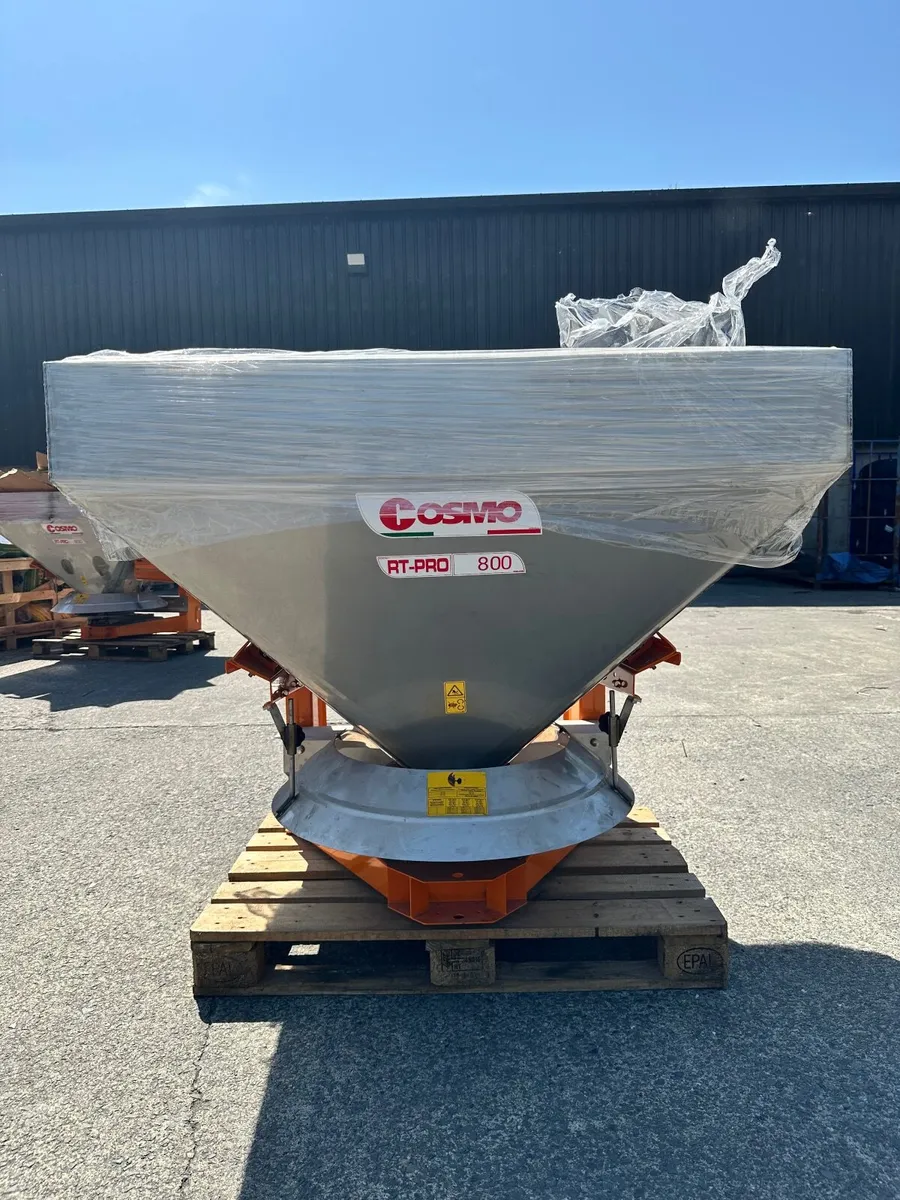Cosmo Stainless Steel Spreader - Image 2