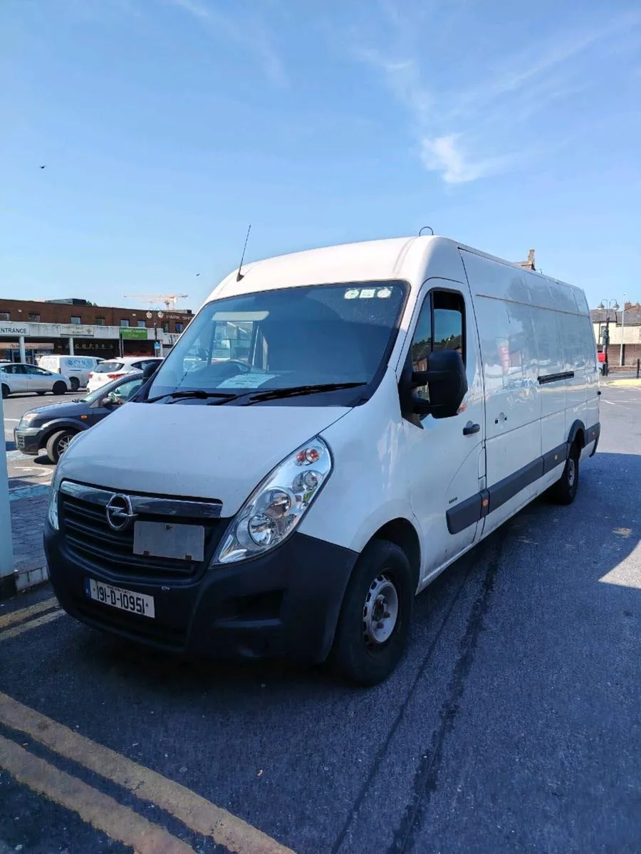 Van - Image 1