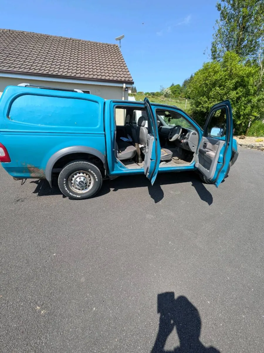 2005 Isuzu D Max - Image 4
