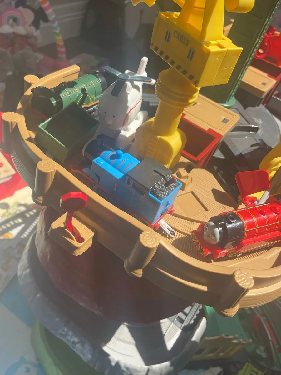 Thomas the tank engine train set - Image 3