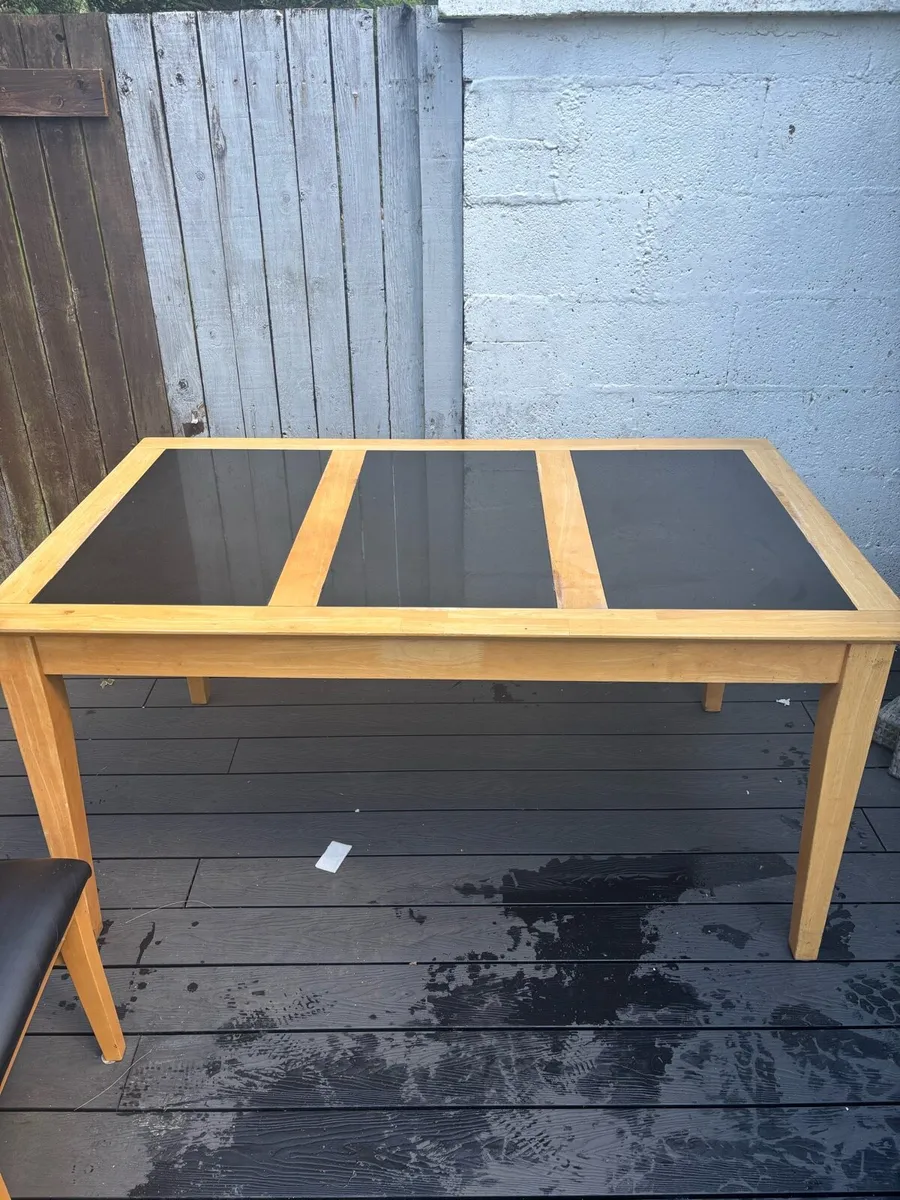 Kitchen table and 6 chairs - Image 3