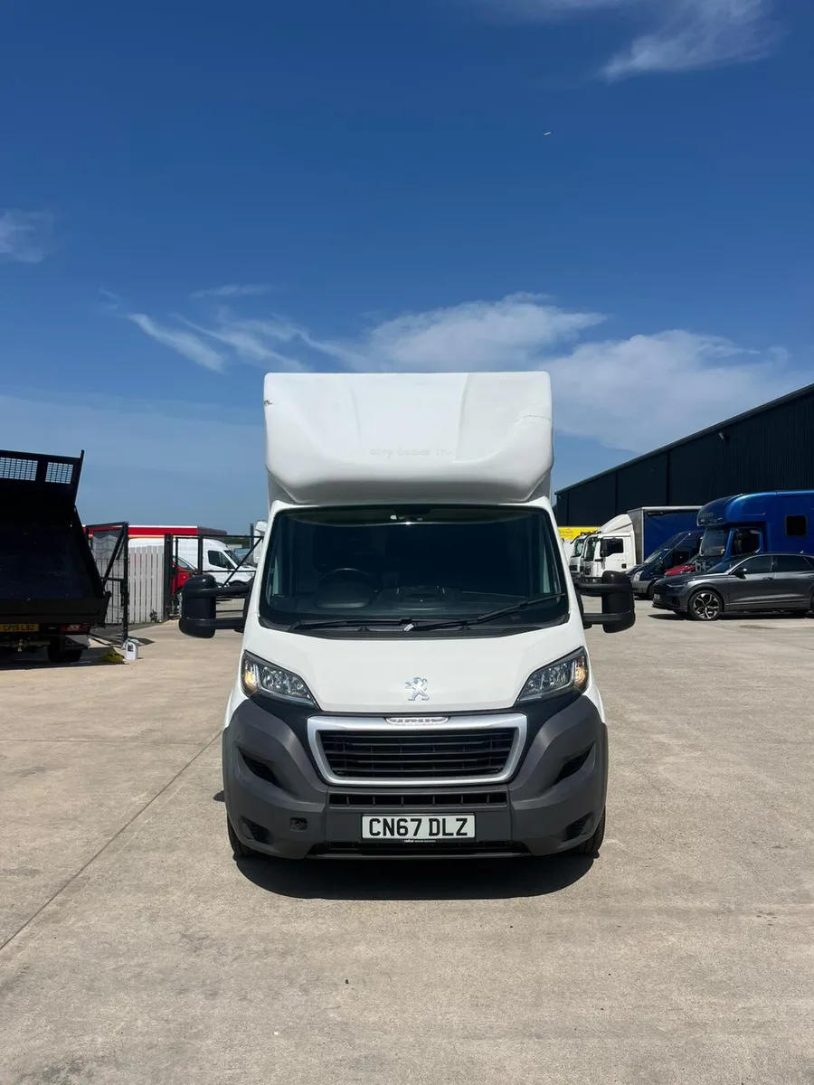 September 2017 Peugeot Boxer 335 L3 Luton Van - Image 2