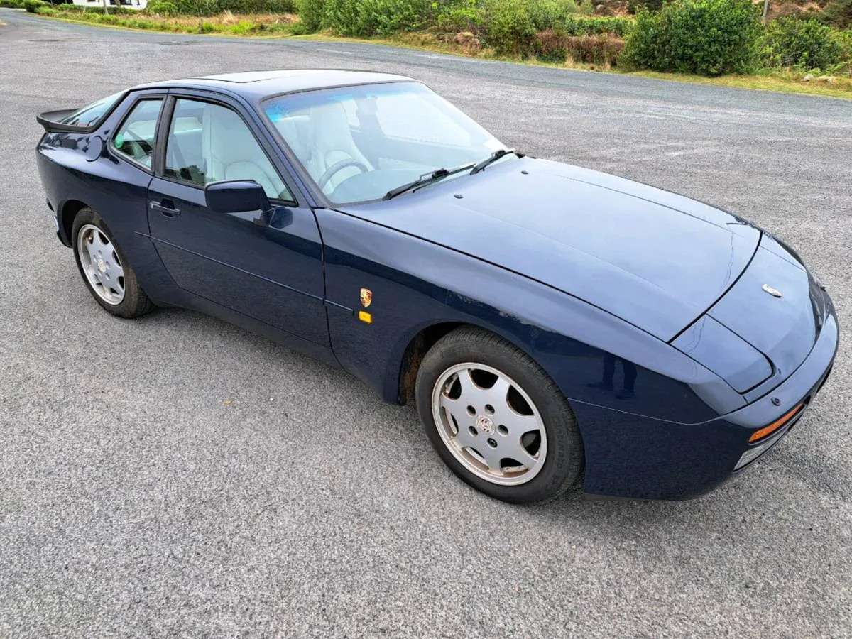 Porsche 944s2 - Image 2