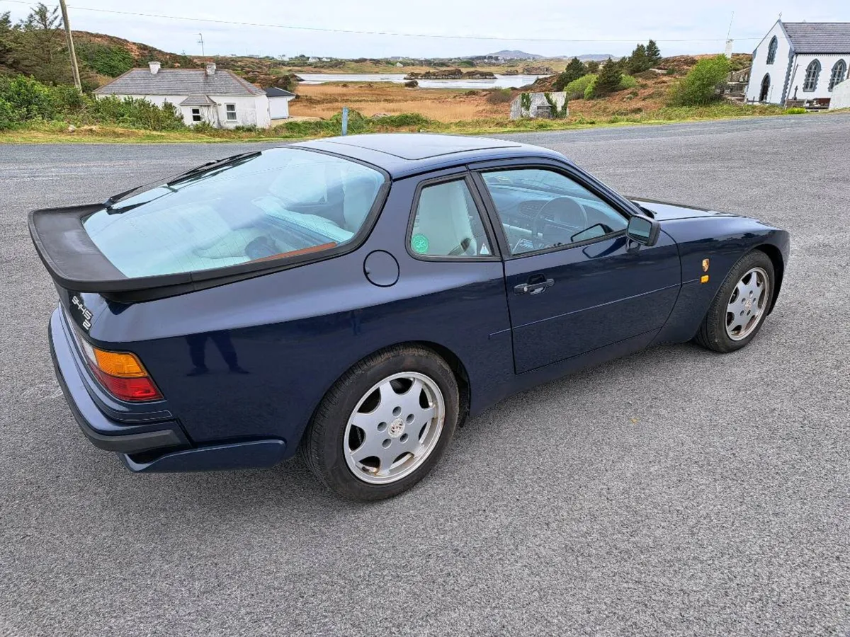 Porsche 944s2 - Image 3