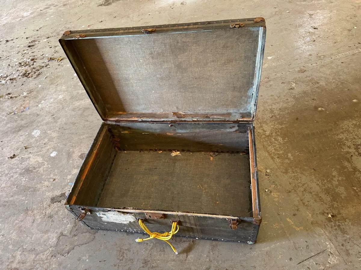 Old Ship Trunk - Image 3