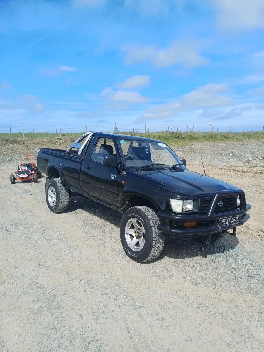 Toyota hilux - Image 1