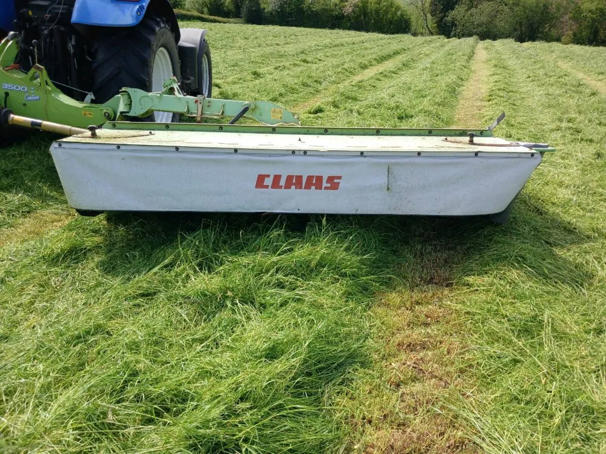Class 3500 mower - Image 2