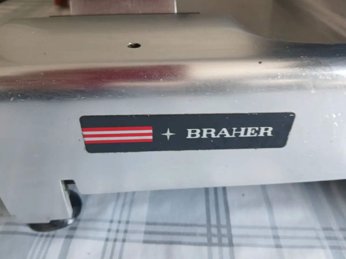 BRAHER Electric Meat Slicer - Image 1