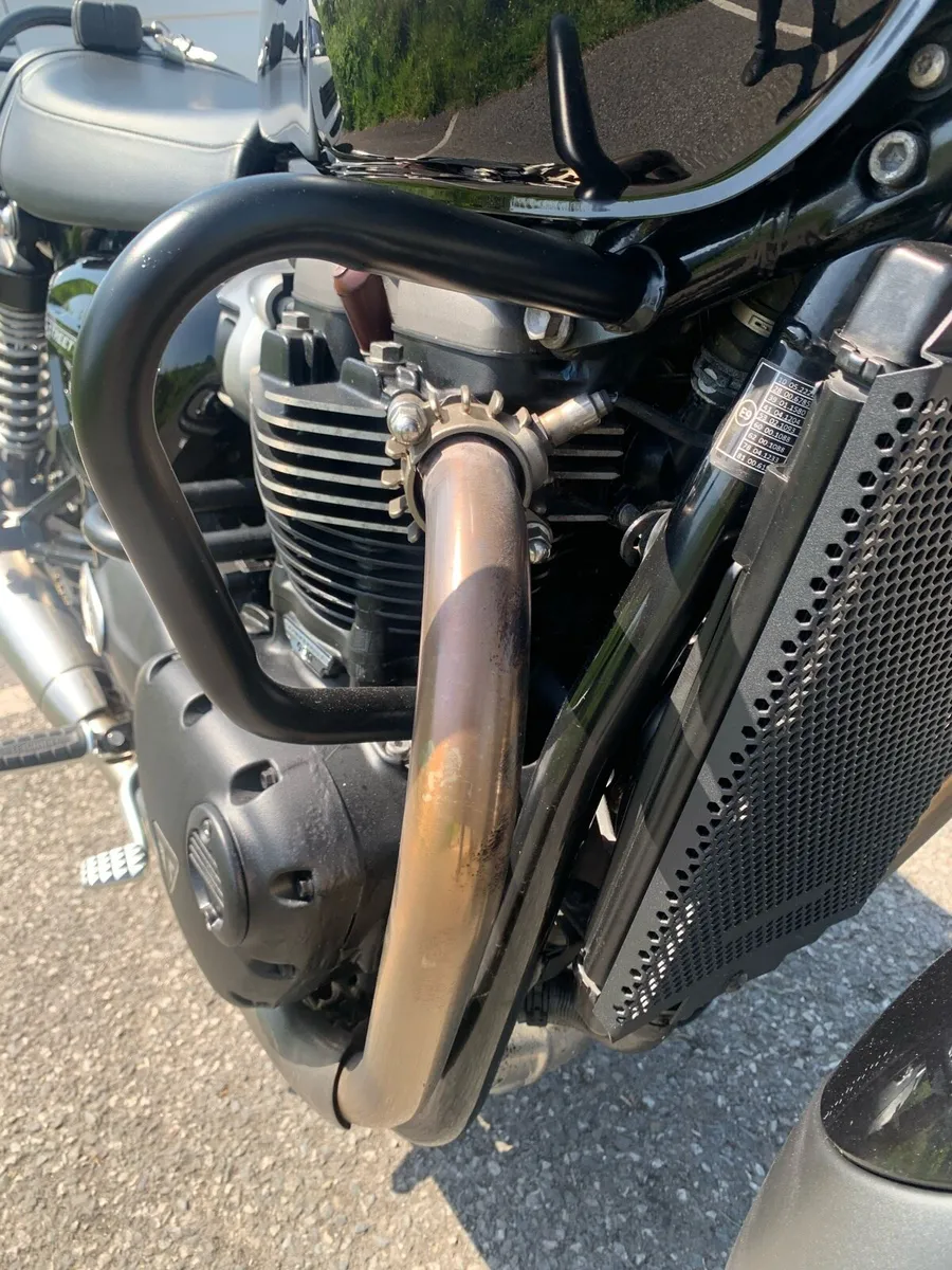 Motorcycle - Image 3