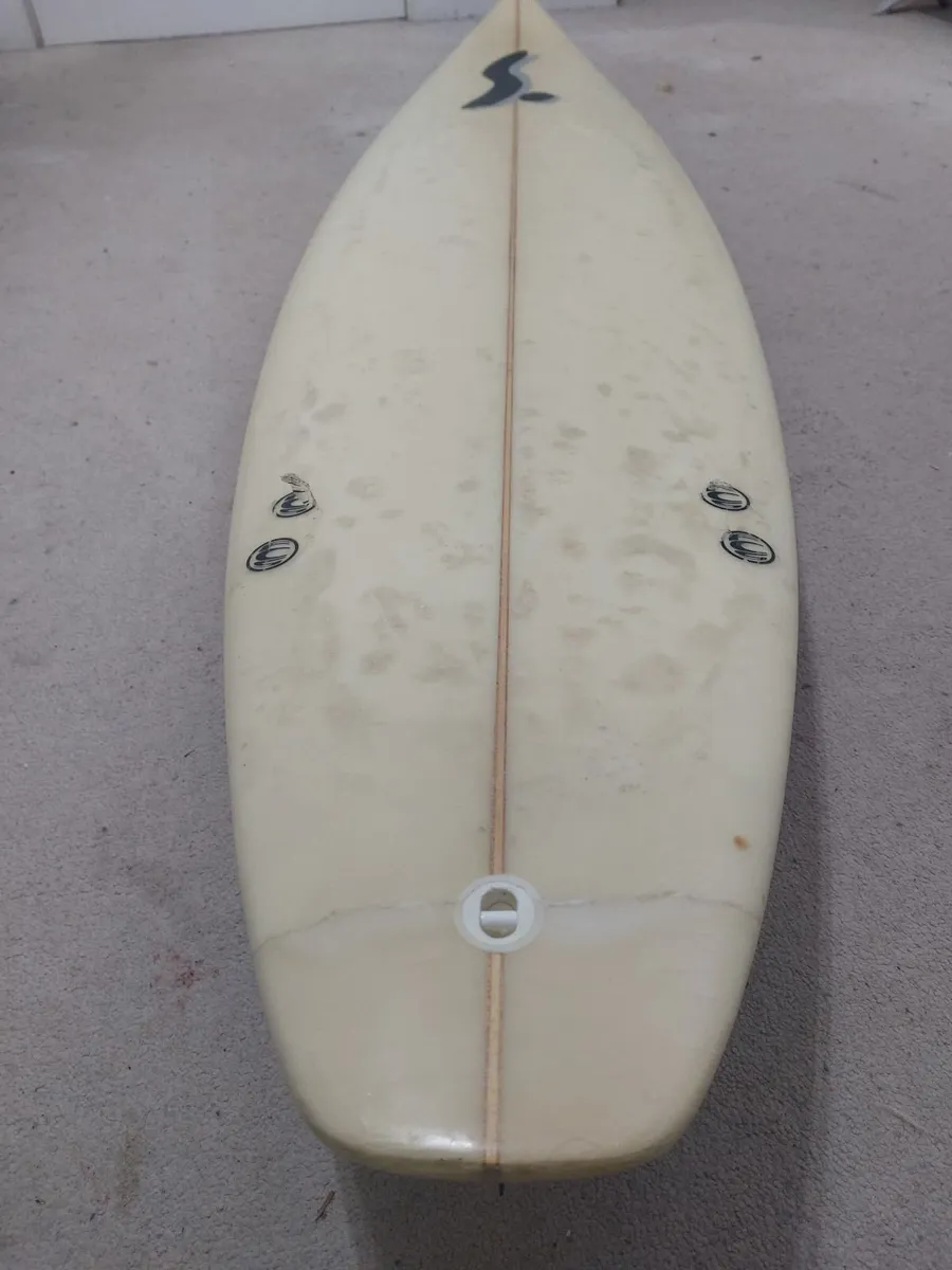 Surfboard - Image 3