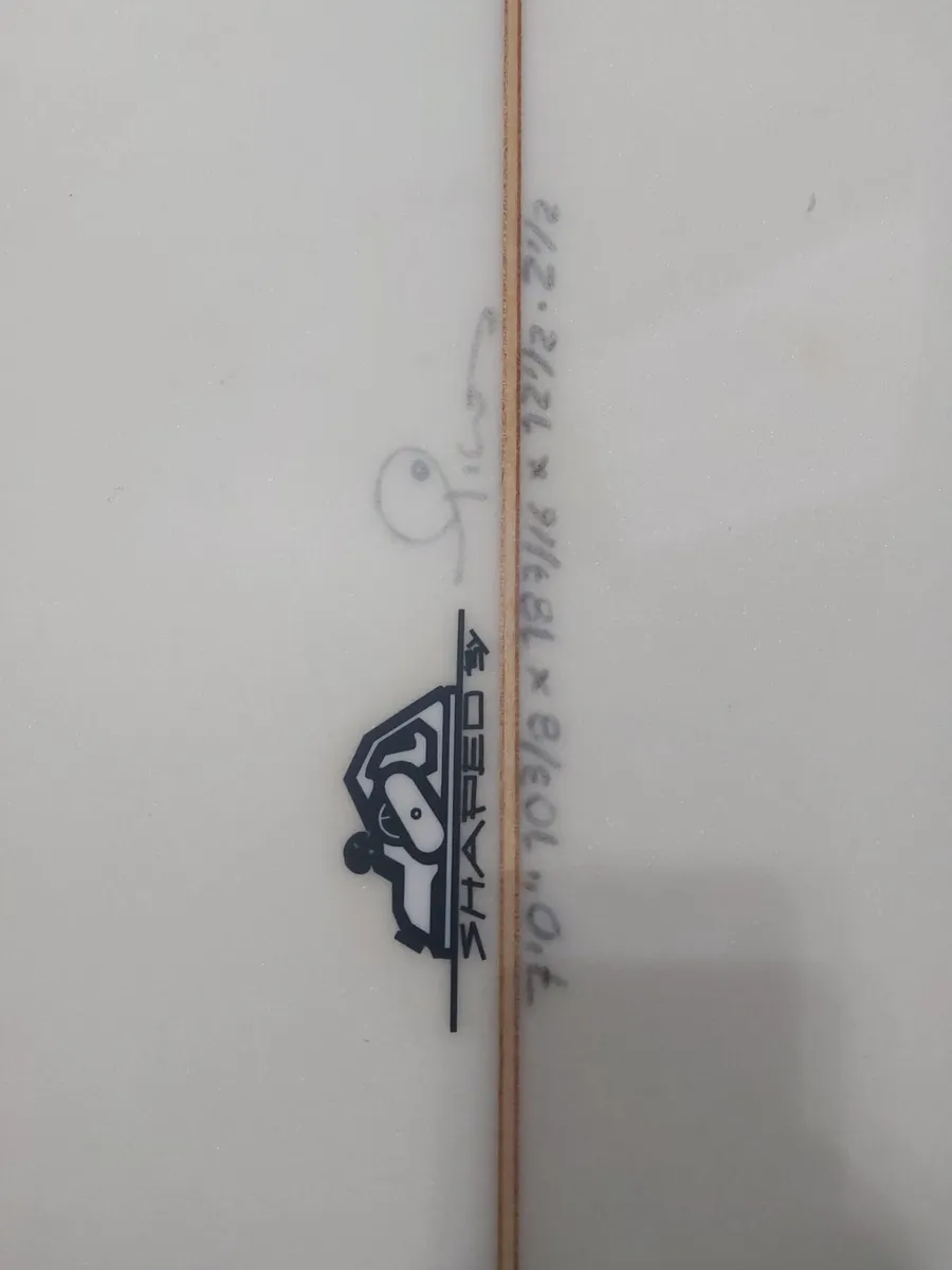 Surfboard - Image 4