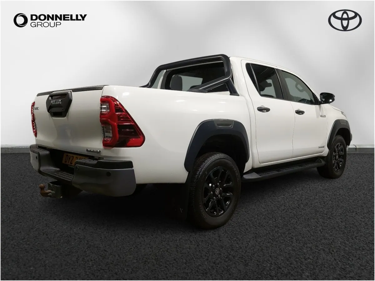 Toyota Hilux Invincible X D/Cab Pick Up 2.8 D 48V - Image 4