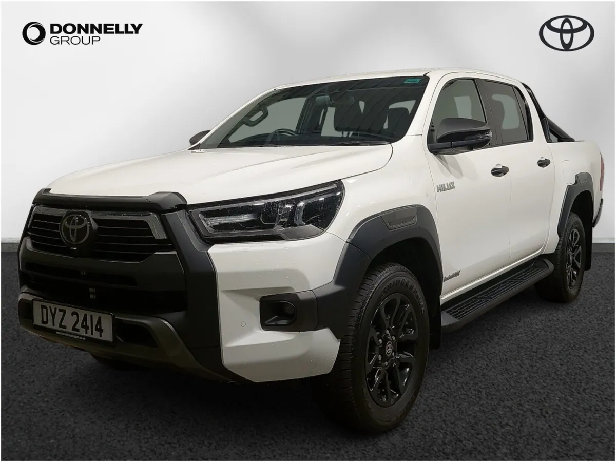 Toyota Hilux Invincible X D/Cab Pick Up 2.8 D 48V - Image 3