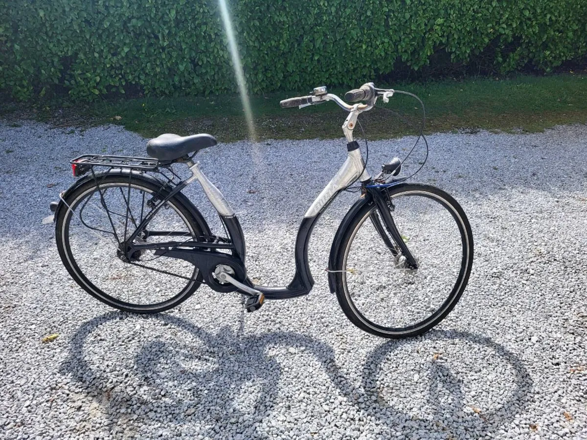 City Bike - Image 1
