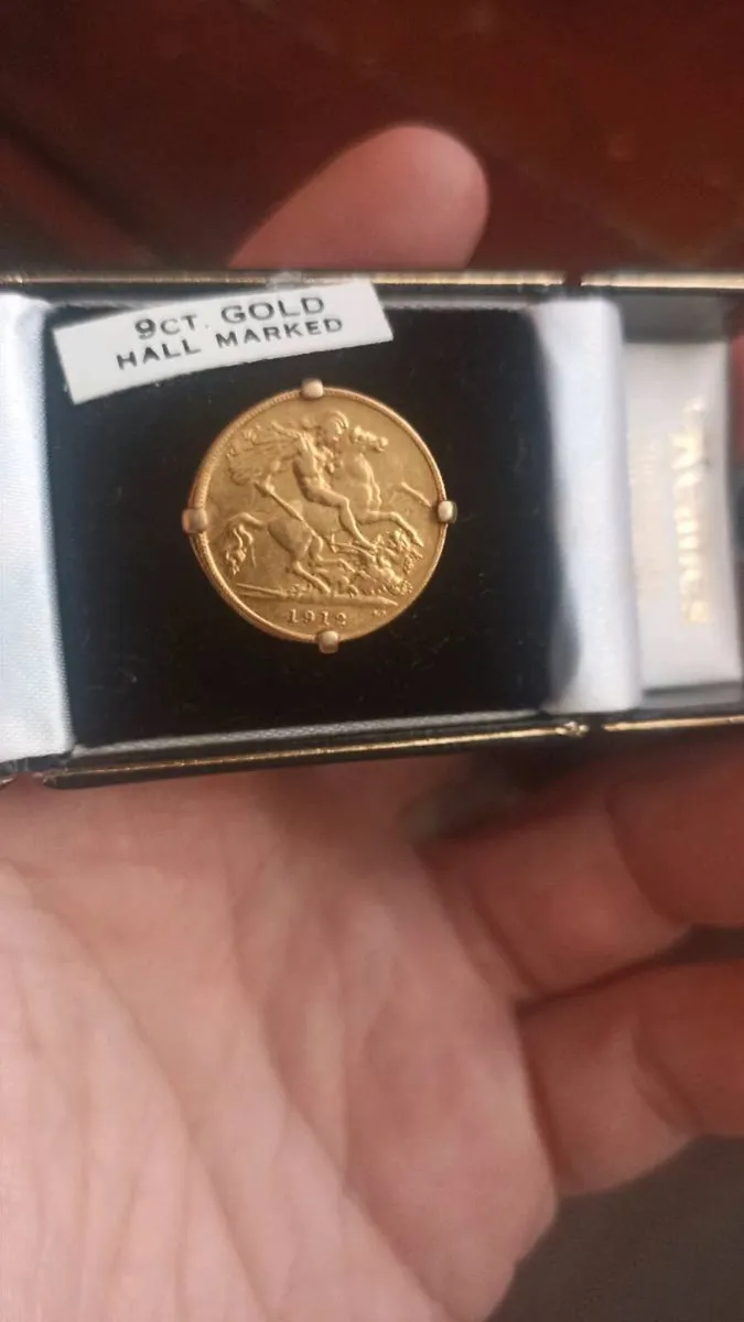 Half sovereign ring - Image 1