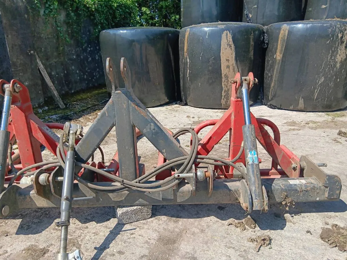 Double bale lifter - Image 2