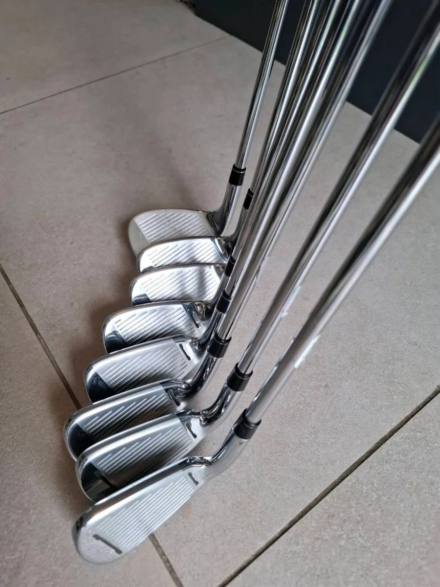 Taylormade rsi1 irons 4-sw (mens) - Image 3