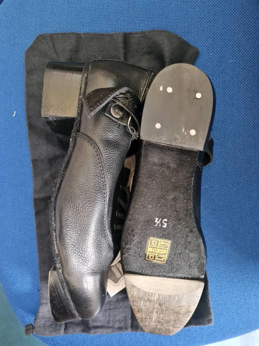 Irish dance hard shoes 5.5 - Image 2