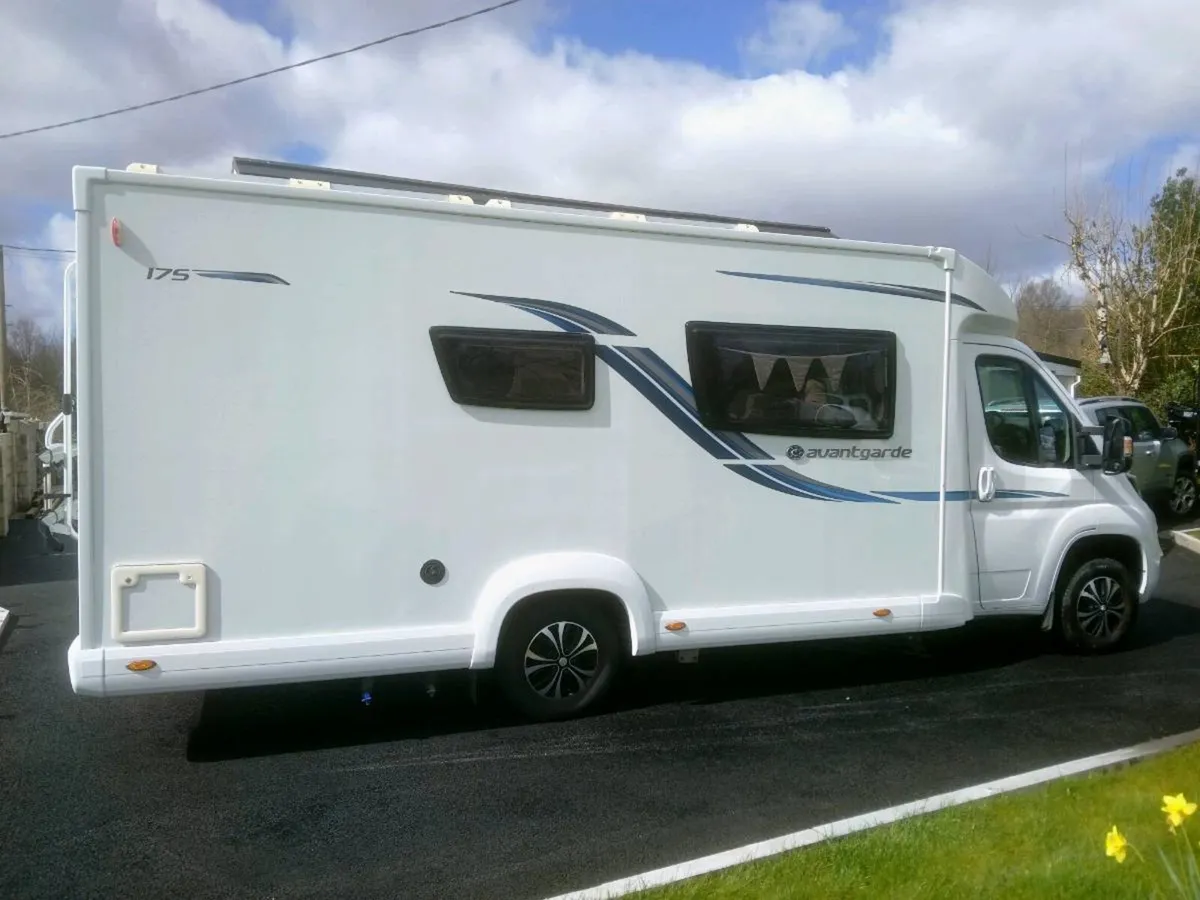 Motorhome - Image 2