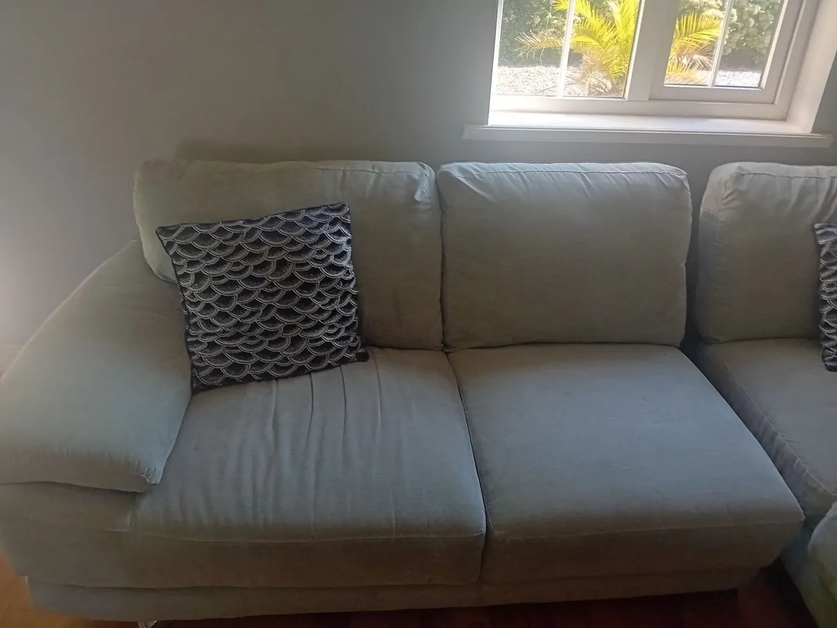 Grey couch and matching swivel seat - Image 2