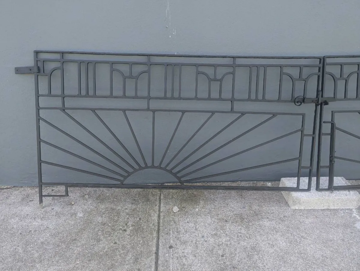 2 x 6ft Driveway Entrance Gates Steel - Image 3