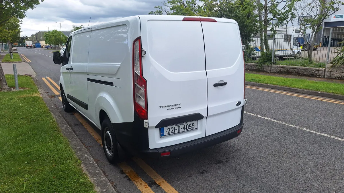 Ford Transit Custom lwb 2022 - Image 3