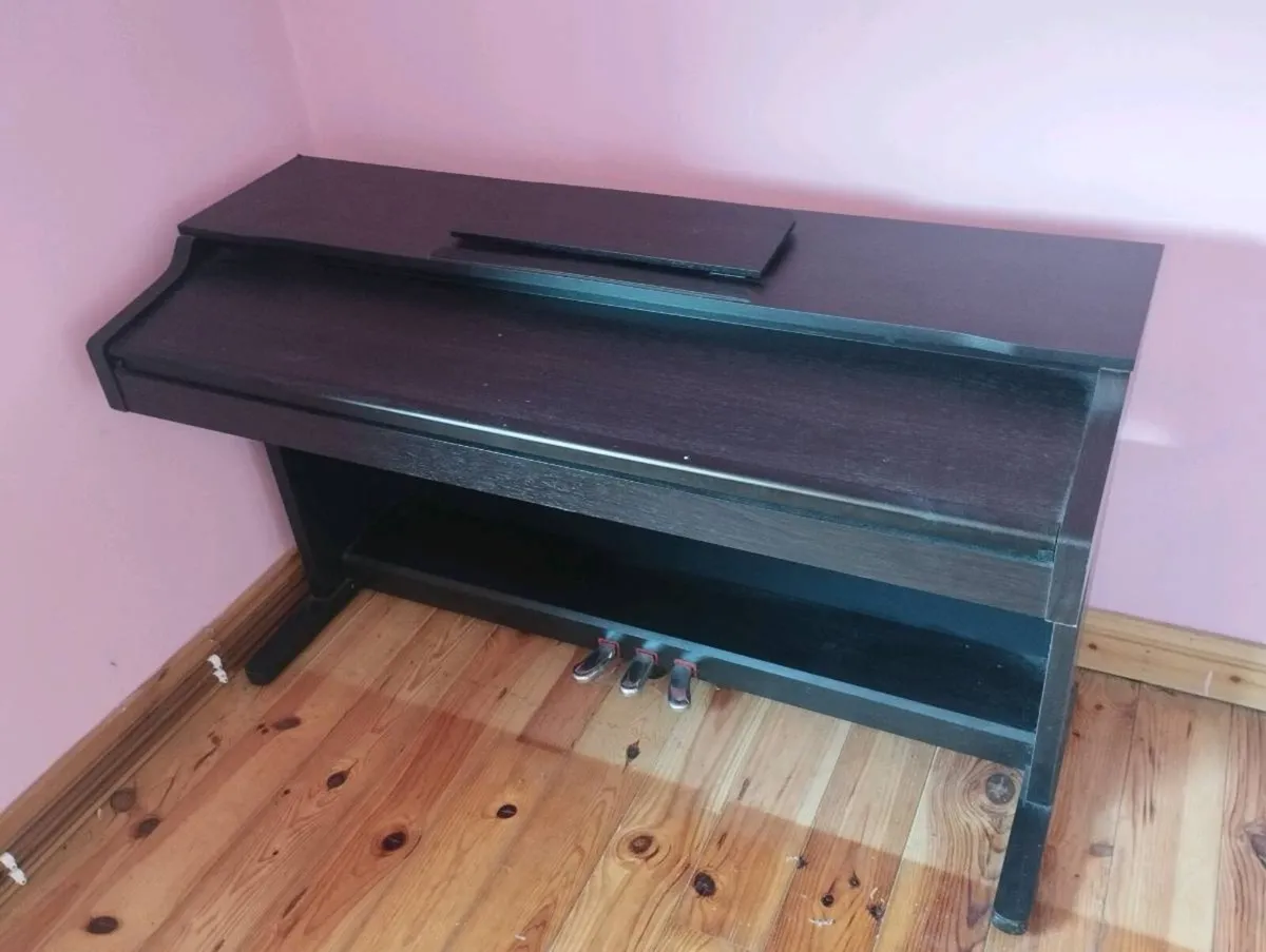 Thomann Digital Piano and Stool - Image 3