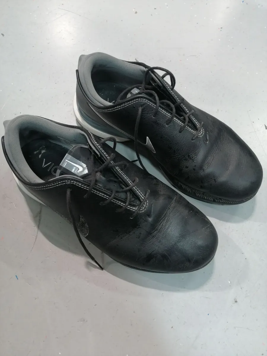 Nike golf shoes - Image 1