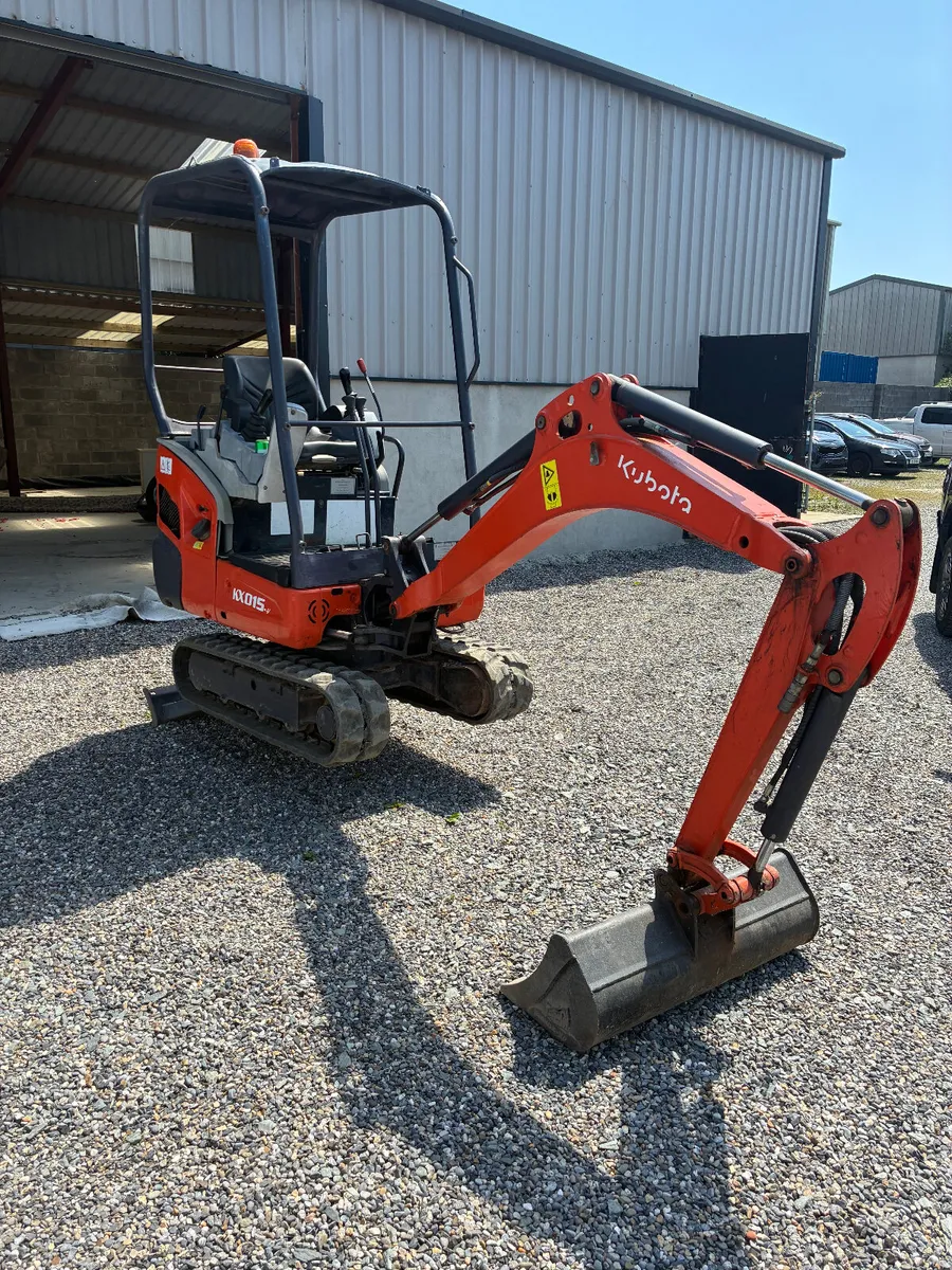 2015 kubota kx015 mini digger - Image 1