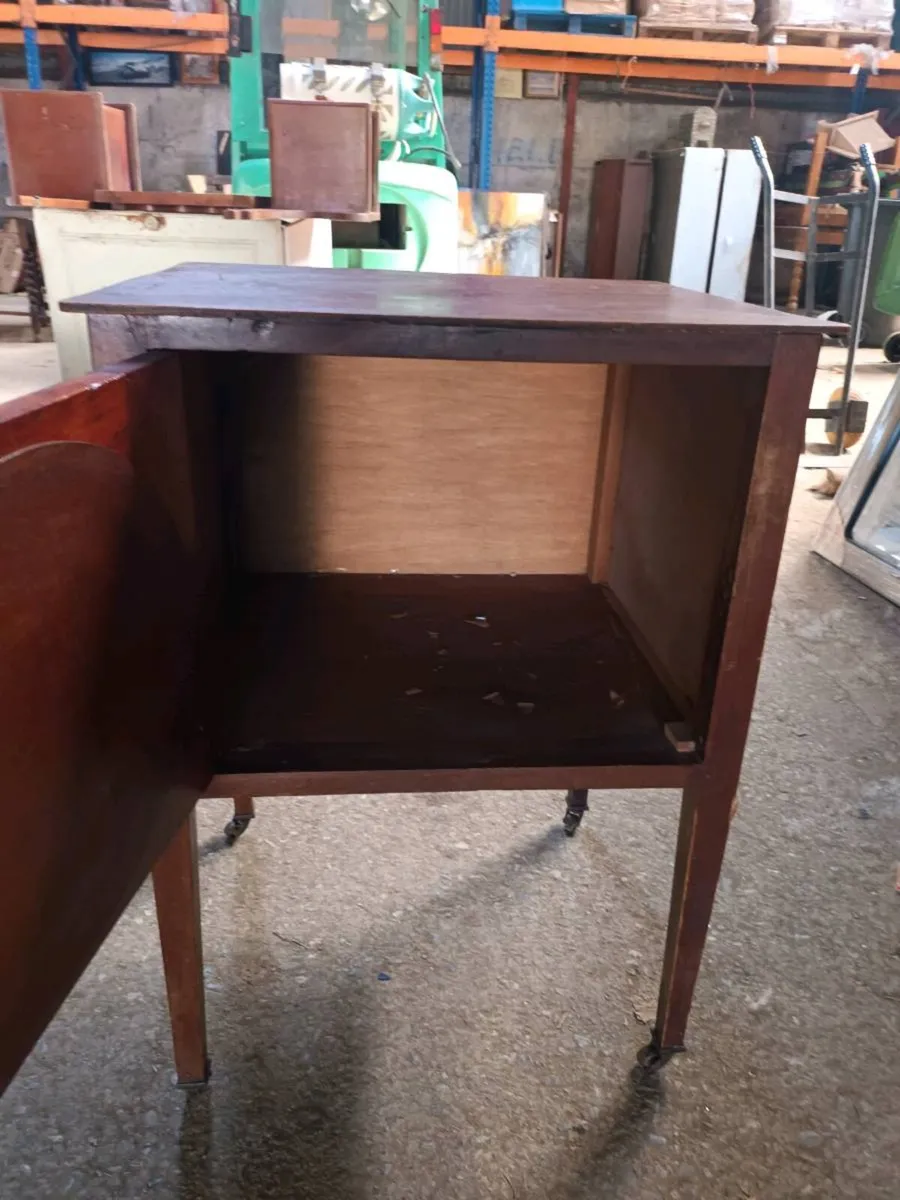 Vintage Cabinet - Image 2