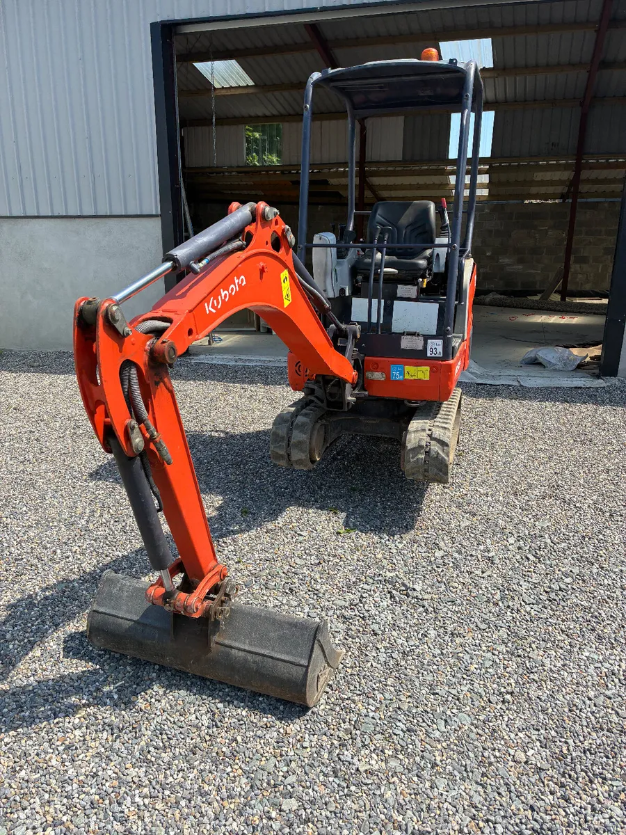 2015 kubota kx015 mini digger - Image 3