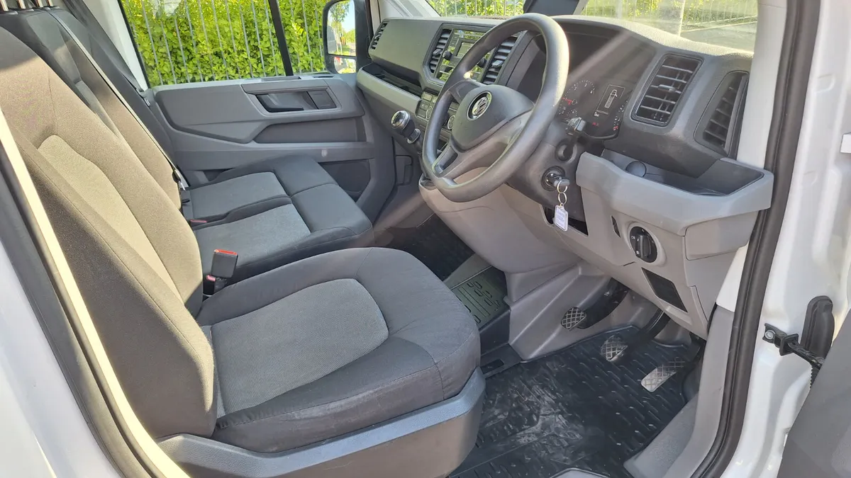 Volkswagen Crafter LWB 2023 - Image 3