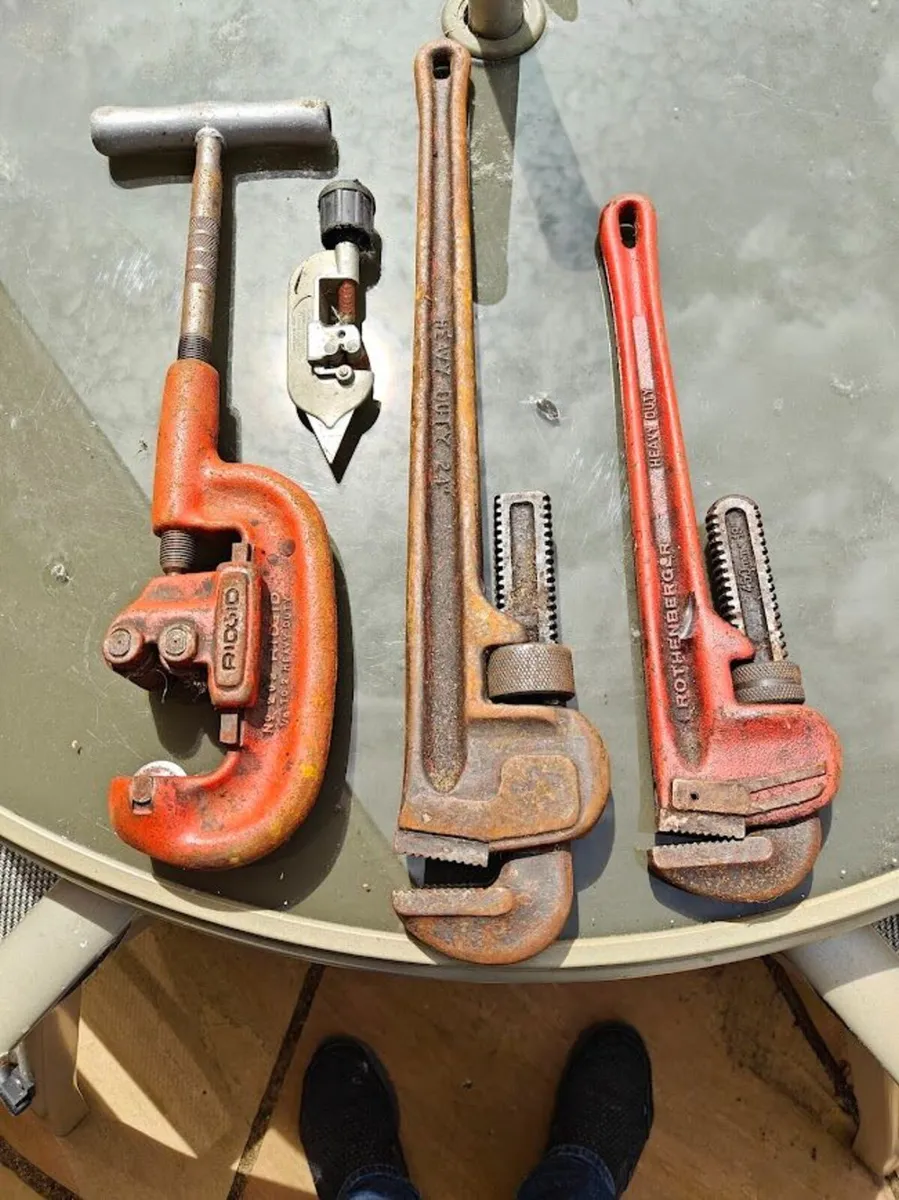 Plumbing Tools - Image 1