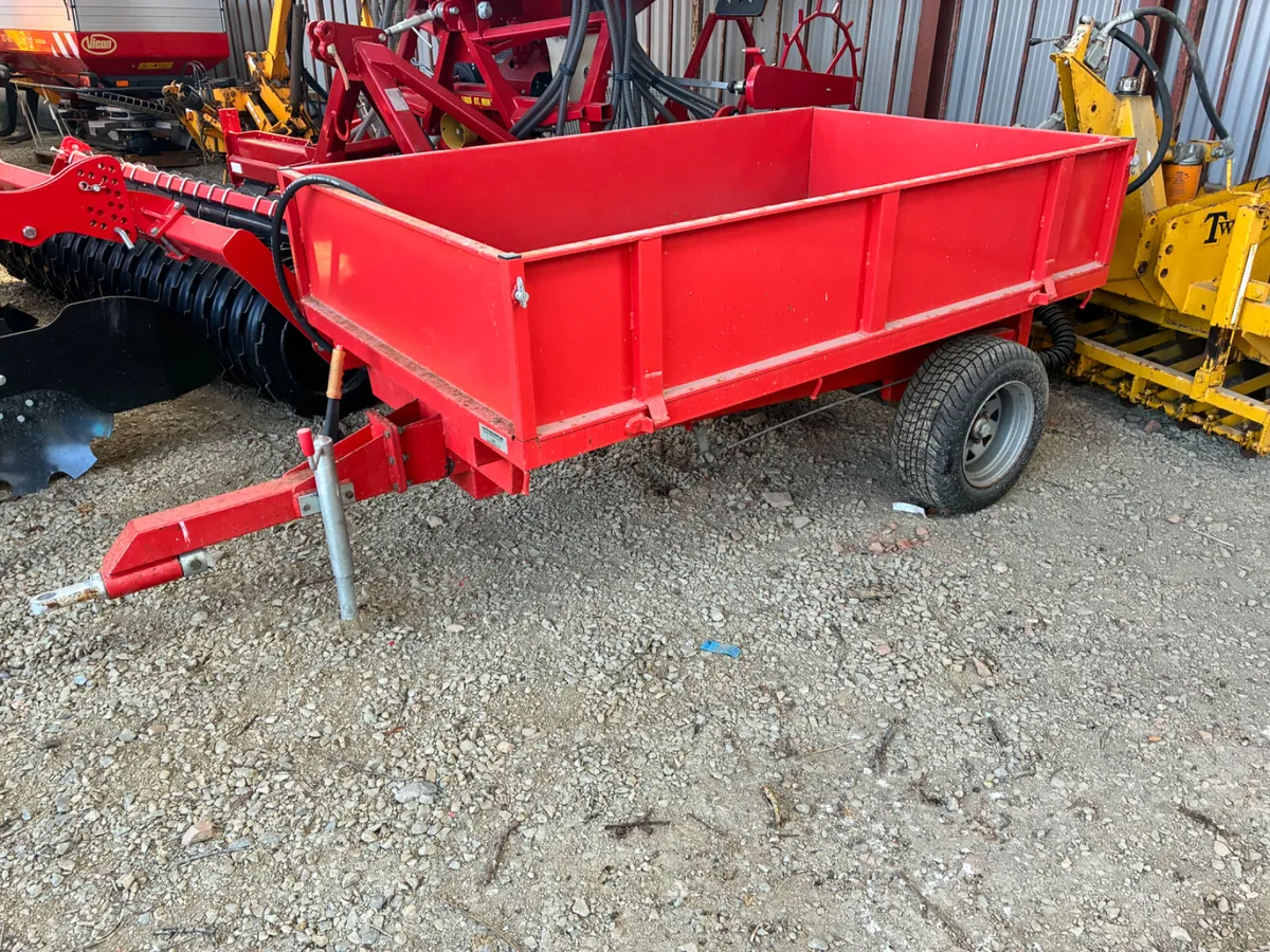 Winton 1.5T Trailer - Image 1