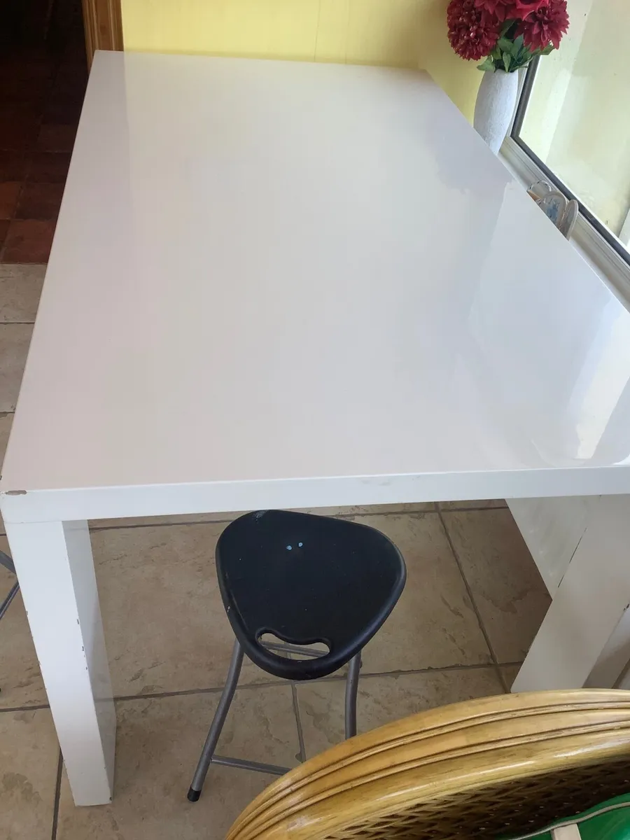 White table