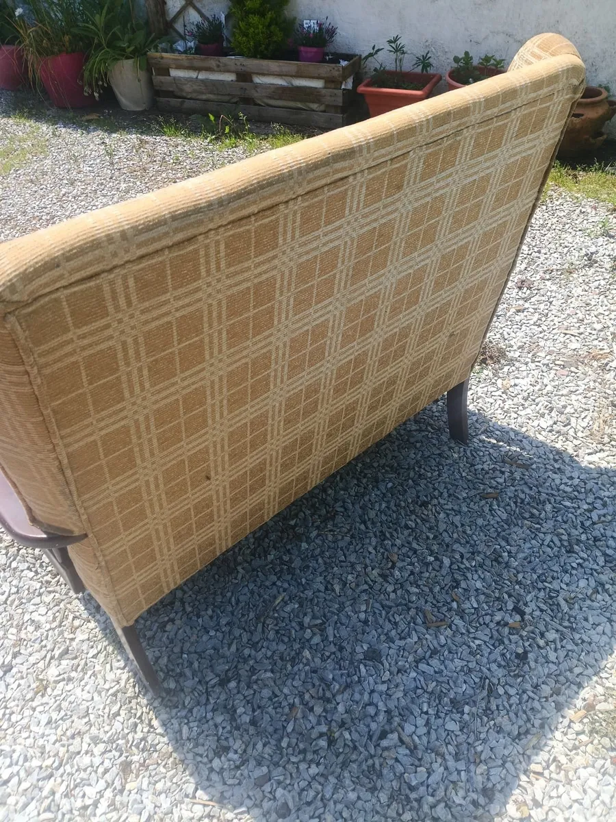 Settee - Image 3